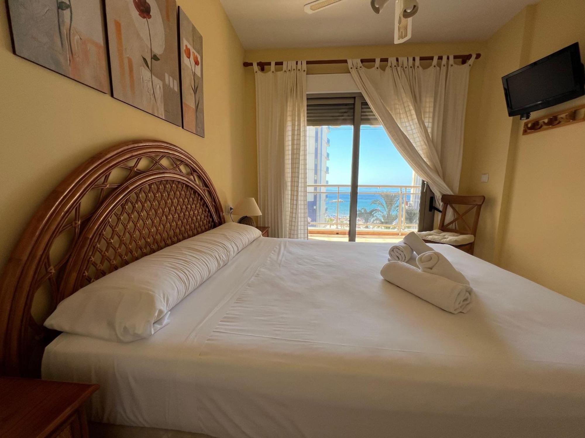 Apartamento Bahia Del Sol A 50 Metros De La Playa - Inmodream 卡尔佩 外观 照片